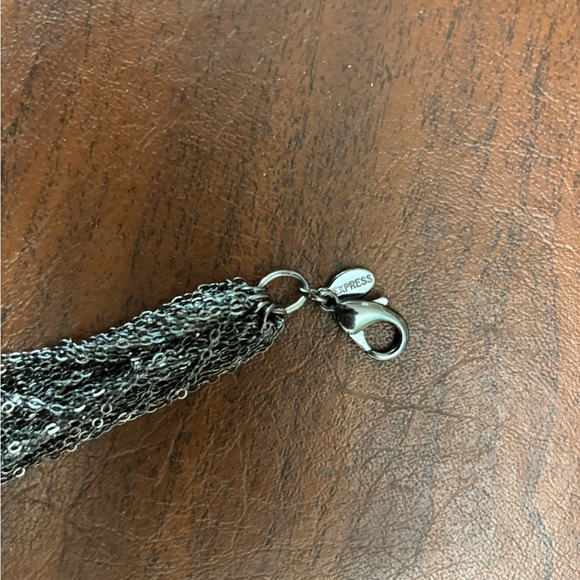Express Chunky Silver and Black Chain Necklace - Picture 4 of 4